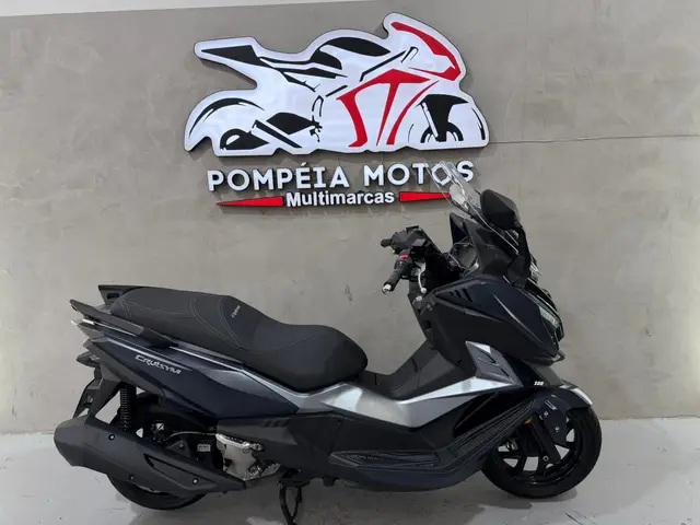 Moto Dafra Cruisym 2025 300