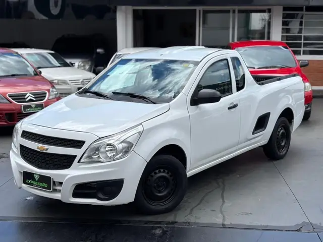 Carro Chevrolet Montana 2016 LS 1.4 (Flex)
