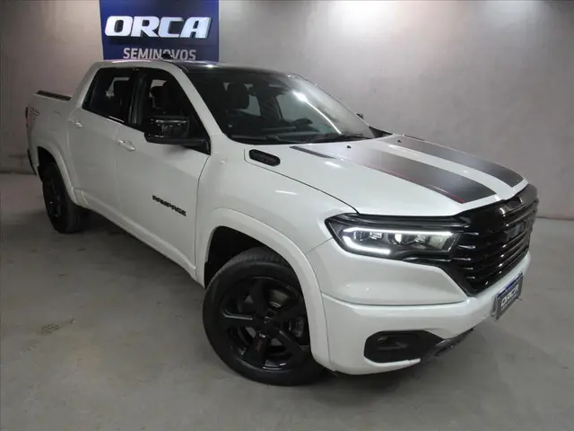 Carro Ram Rampage 2024 R/T 2.0 Turbo