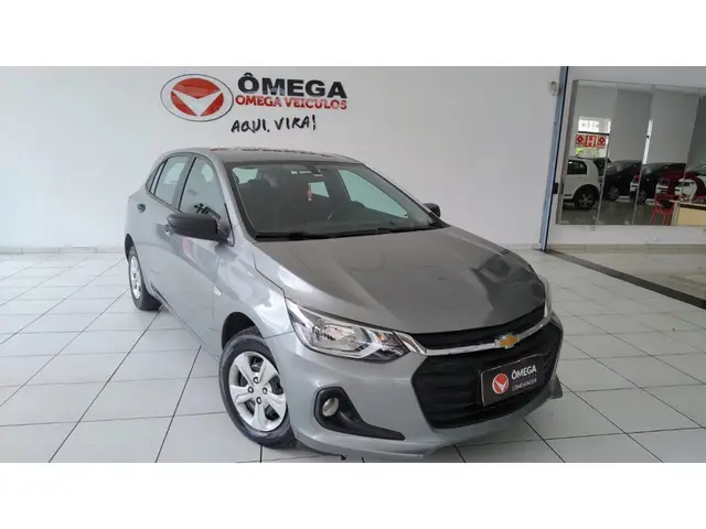 Carro Chevrolet Onix Plus 2024 LT 1.0