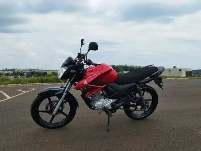 Moto Yamaha YS 150 Fazer 2014 ED