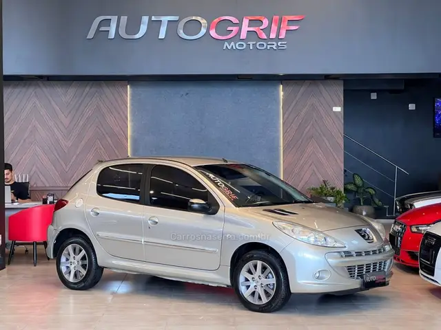 Carro Peugeot 207 2013 Hatch XR Sport 1.4 8V (flex)