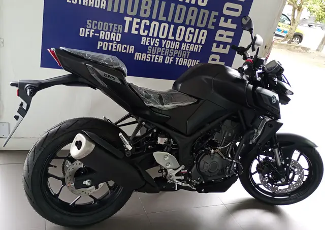 Moto Yamaha MT-03 2026 Connected