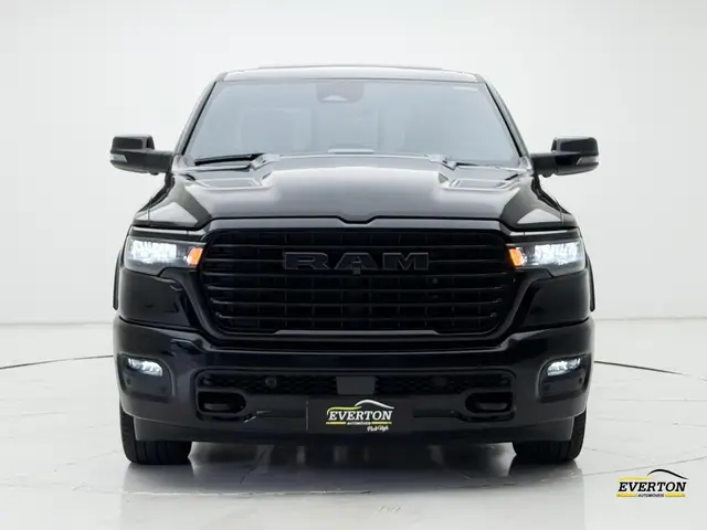 Carro Ram 1500 2025 Laramie Night Edition