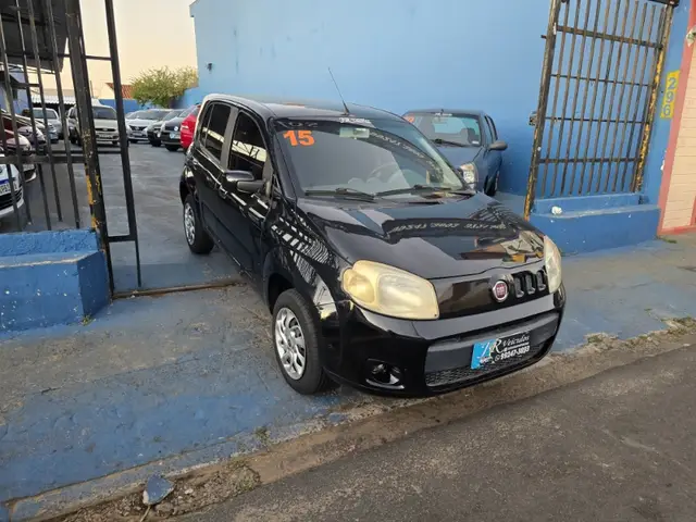 Carro Fiat Uno 2015 Vivace Italia 1.0 8V (Flex) 4p