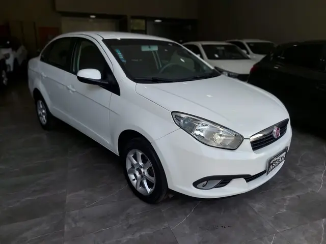 Carro Fiat Grand Siena 2015 Evo Attractive 1.4 8V (Flex)