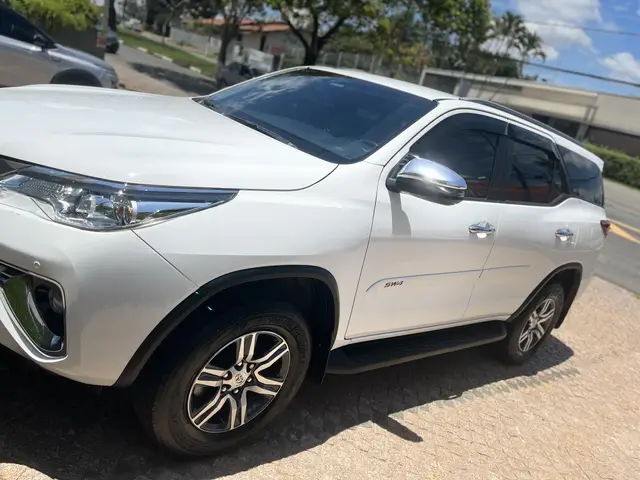 Carro Toyota SW4 2020 2.7 SRV 7L 4x2 (Aut) (Flex)