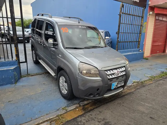 Carro Fiat Doblò 2010 Adventure 1.8 8V (Flex)
