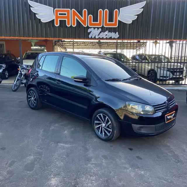 Carro Volkswagen Fox 2011 1.6 8V (Flex)