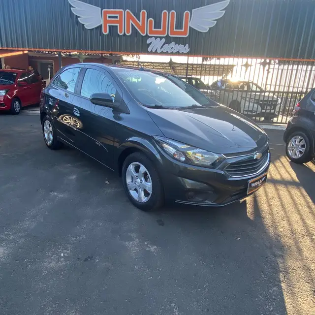 Carro Chevrolet Onix 2019 1.4 LT SPE/4 (Aut)