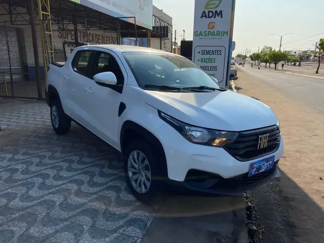Carro Fiat Strada 2024 Freedom 1.3 Flex 8V CD