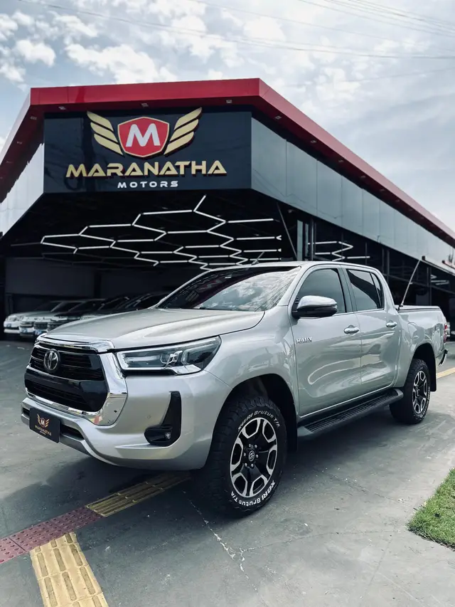 Carro Toyota Hilux Cabine Dupla 2021 SRX 2.8 TDI CD 4x4 (Aut)