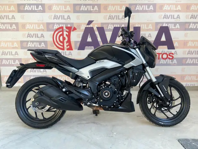 Moto Bajaj Dominar 250 2025 250