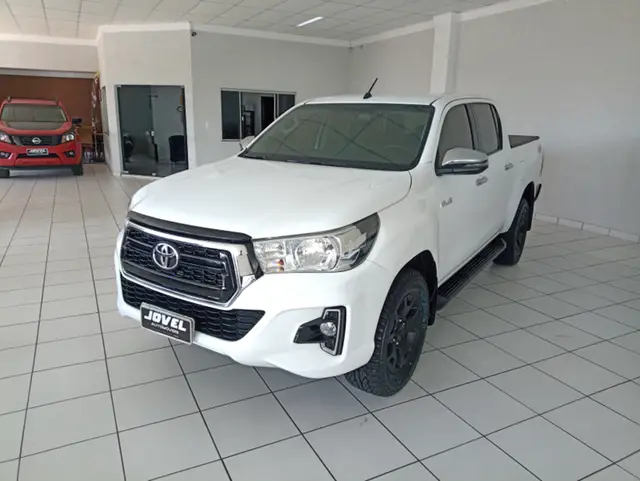 Carro Toyota Hilux Cabine Dupla 2019 Hilux 2.8 TDI SRV CD 4x4 (Aut)