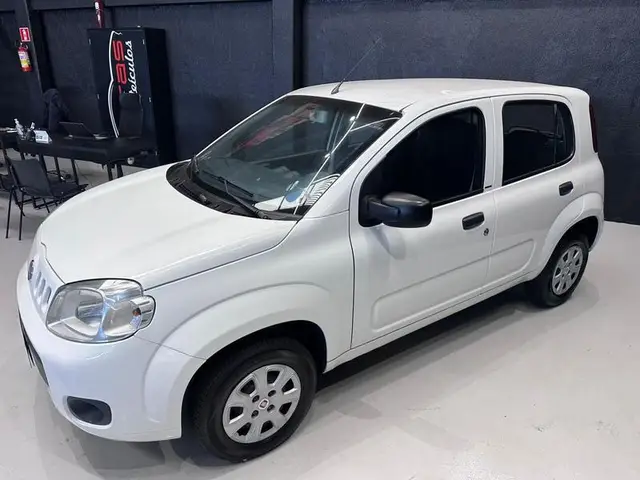 Carro Fiat Uno 2013 Vivace 1.0 8V (Flex) 4p
