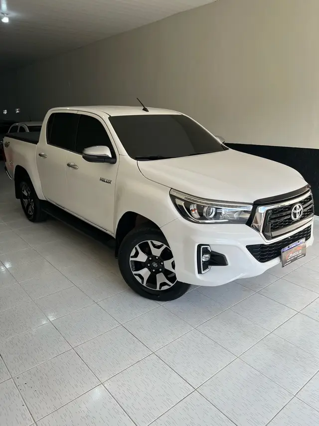 Carro Toyota Hilux Cabine Dupla 2019 Hilux 2.8 TDI CD SRX 50th 4x4 (Aut)