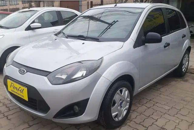 Carro Ford Fiesta Hatch 2011 1.6 (Flex)