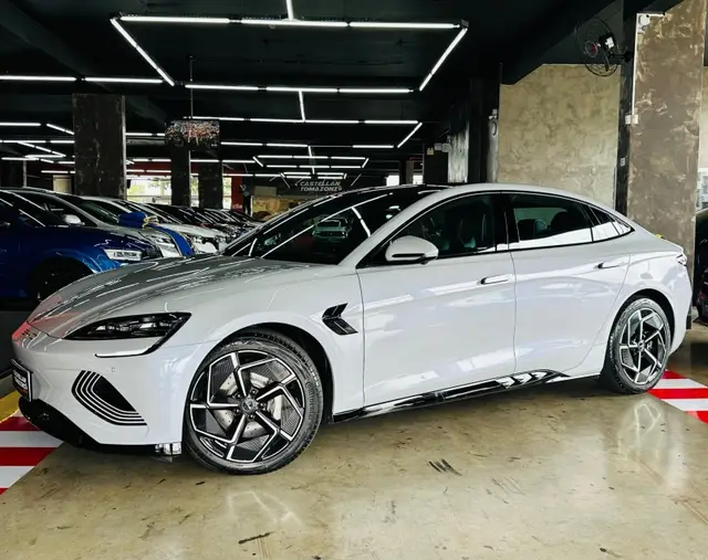 Carro BYD Seal 2025 EV