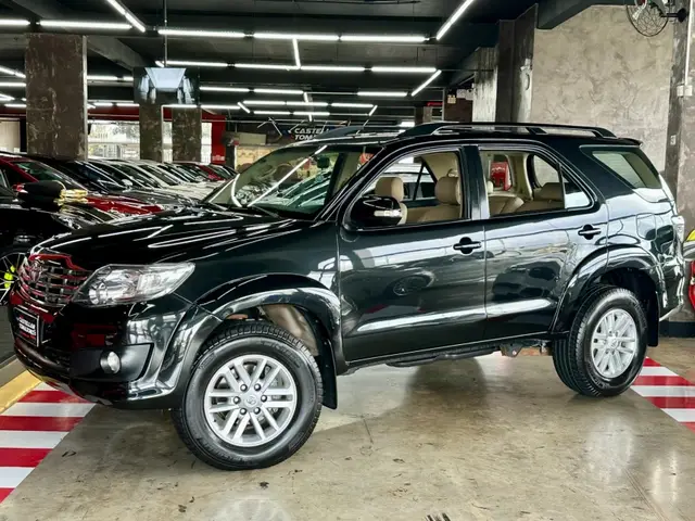 Carro Toyota SW4 2015 Hilux  2.7 4x2 SR (Flex)
