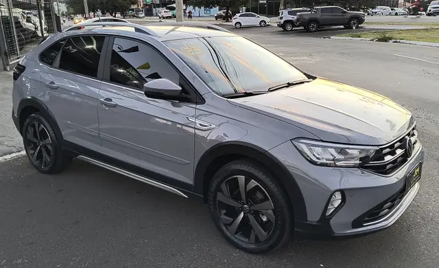 Carro Volkswagen Nivus 2023 Highline 200 TSI