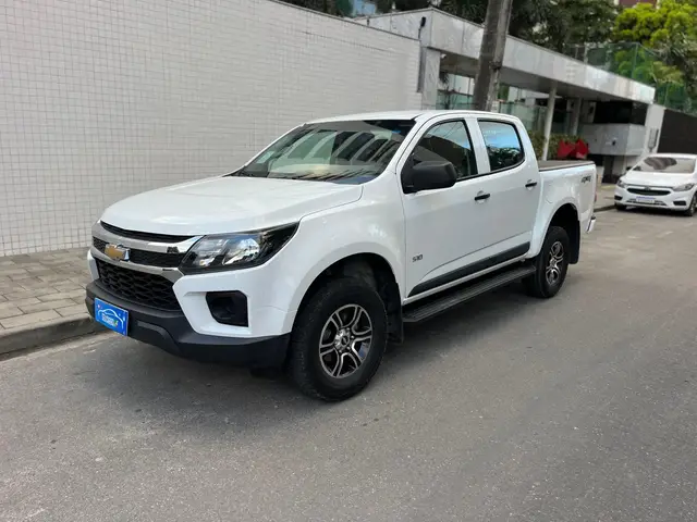 Carro Chevrolet S10 Cabine Dupla 2023 LS 2.8 Turbodiesel