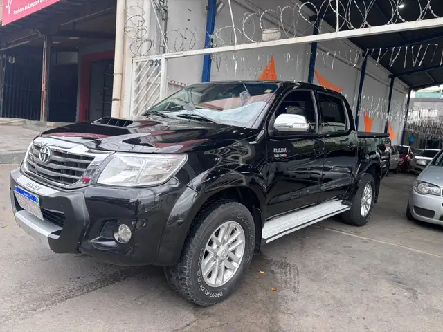 Carro Toyota Hilux Cabine Dupla 2015 Hilux 3.0 TDI 4x4 CD SRV Top (Aut)