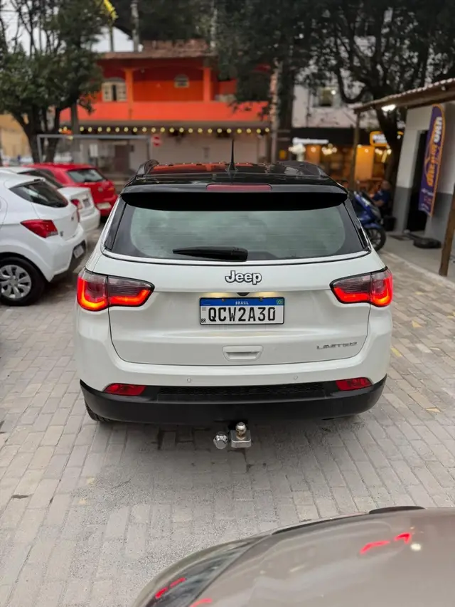 Carro Jeep Compass 2018 2.0 Limited (Aut) (Flex)