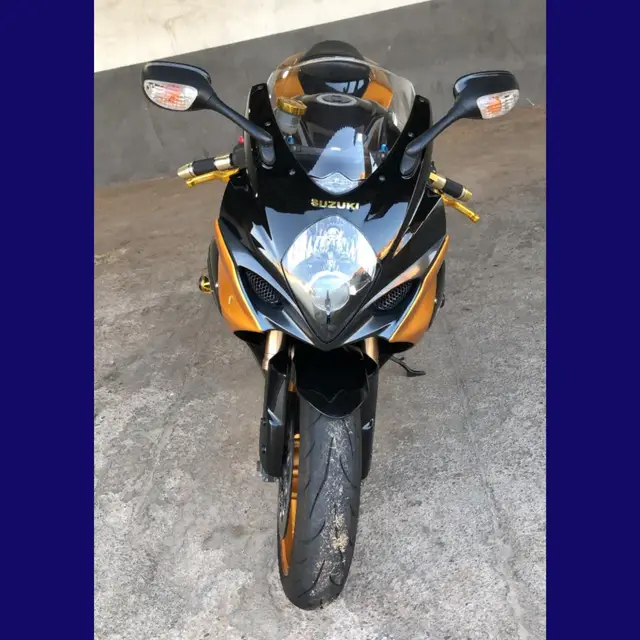 Moto Suzuki Gsx R 1000 (25anos) 2010 Gsx R 1000 (25Anos)