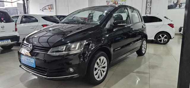 Carro Volkswagen Fox 2015 Comfortline 1.6 MSI (Flex)