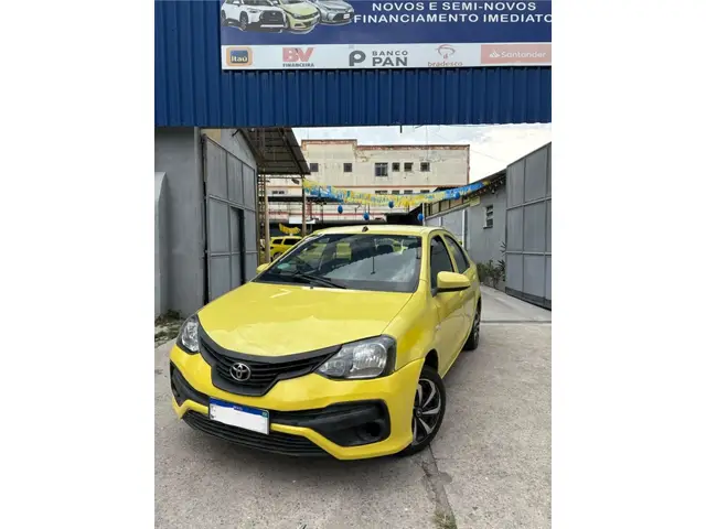 Carro Toyota Etios 2019 X Plus 1.5 (Flex)