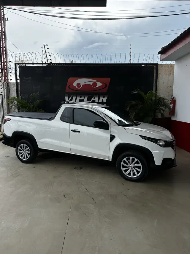 Carro Fiat Strada 2024 Endurance 1.3 Flex 8V CS