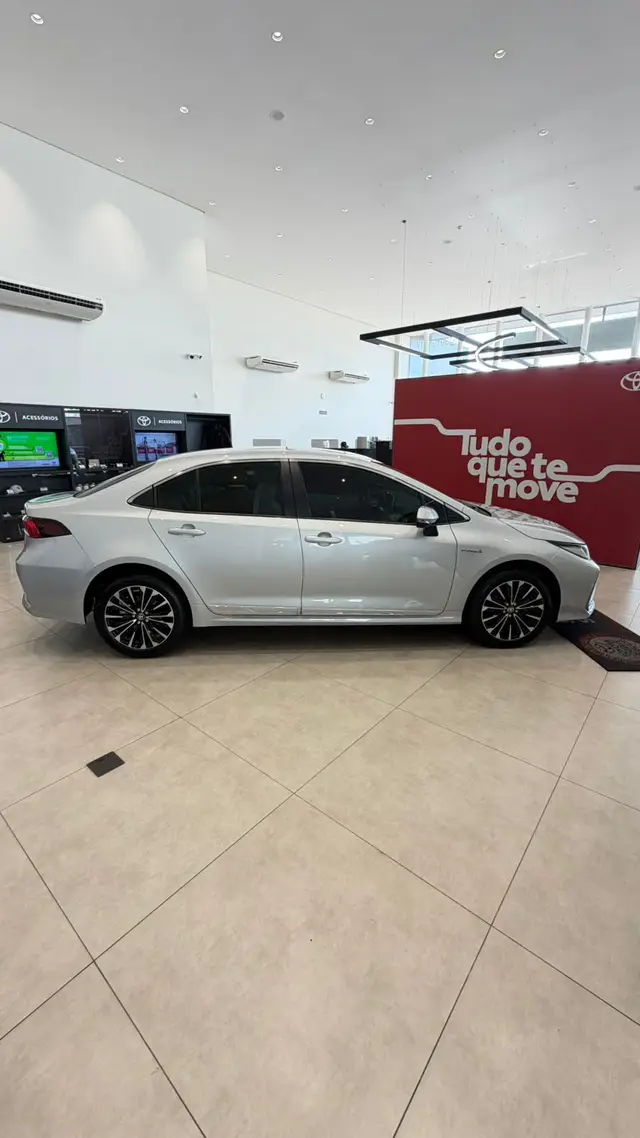 Carro Toyota Corolla 2024 Altis Hybrid Premium 1.8 Flex