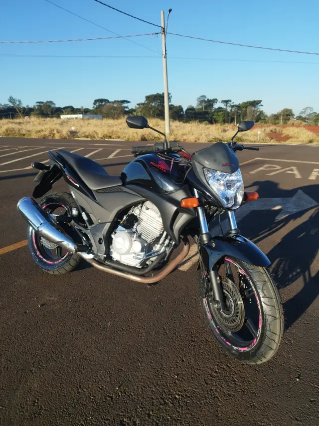 Moto Honda CB 300R 2011 (ABS)