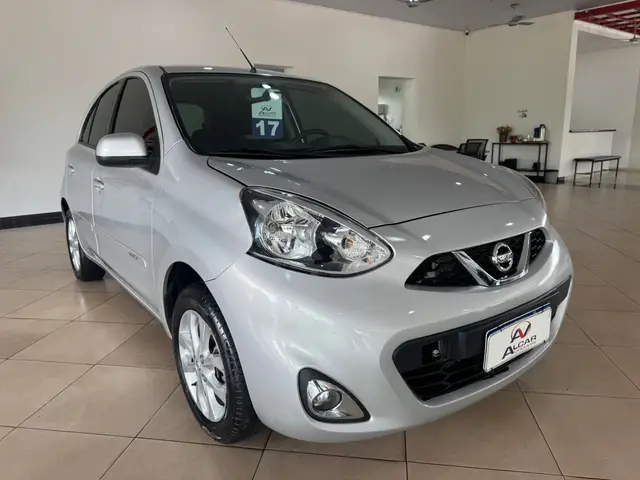 Carro Nissan March 2017 1.6 16V SV CVT (Flex)