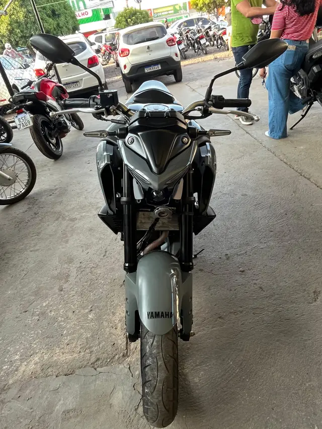 Moto Yamaha MT-03 2024 ABS