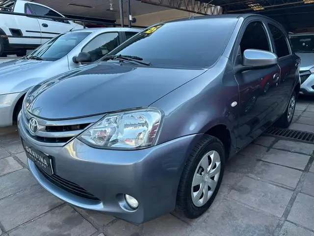 Carro Toyota Etios 2016 X 1.3 (Flex)