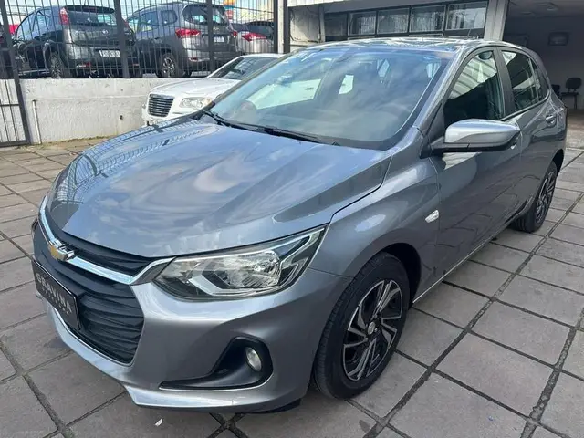 Carro Chevrolet Onix 2024 LT 1.0