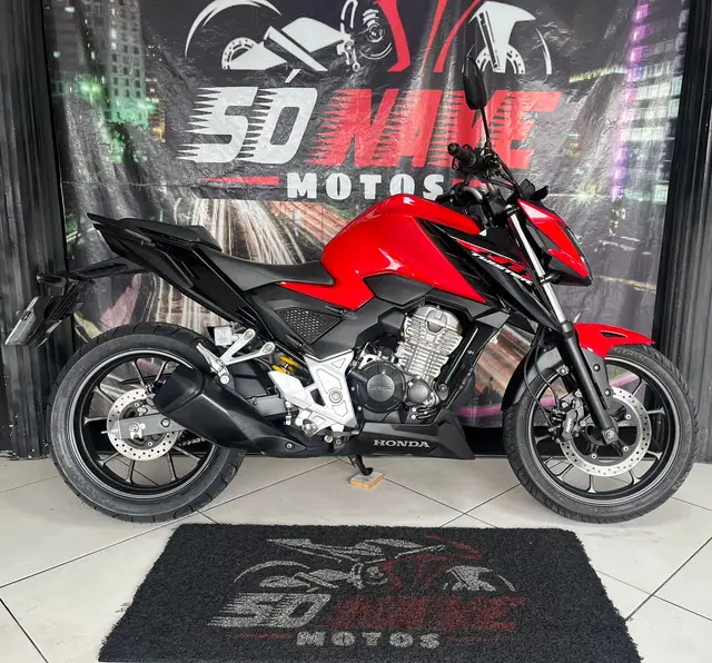 Moto Honda CB 300F Twister 2024 (CBS)