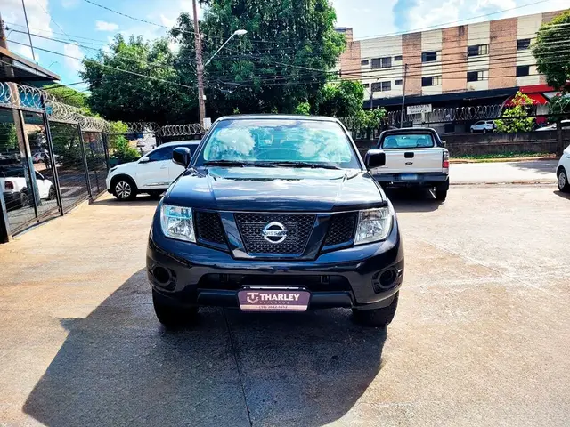 Carro Nissan Frontier 2015 2.5 TD CD 4x4 S