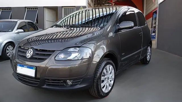 Carro Volkswagen Fox 2010 1.0 8V (Flex) 2p