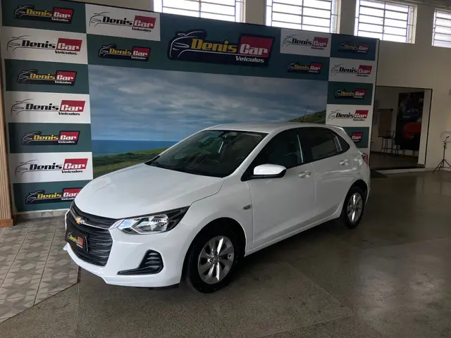 Carro Chevrolet Onix 2023 LT 1.0