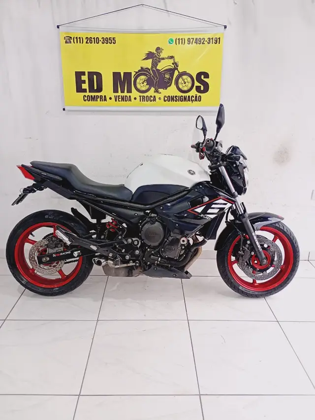 Moto Yamaha XJ6 N 2013 XJ6 N 600