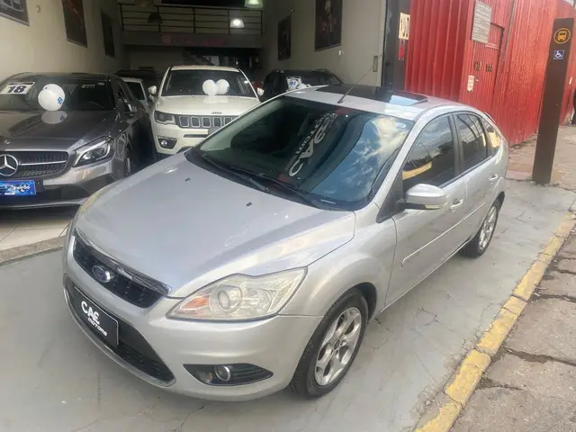 Carro Ford Focus Hatch 2012 Titanium 2.0 16V (Aut)