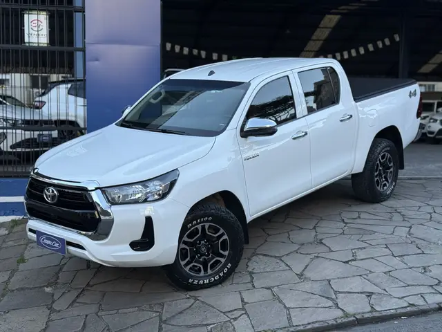 Carro Toyota Hilux Cabine Dupla 2022 STD Power Pack 2.8 TDI CD 4x4