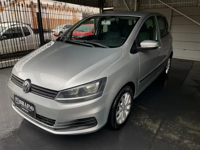 Carro Volkswagen Fox 2016 1.6 MSI Trendline (Flex)