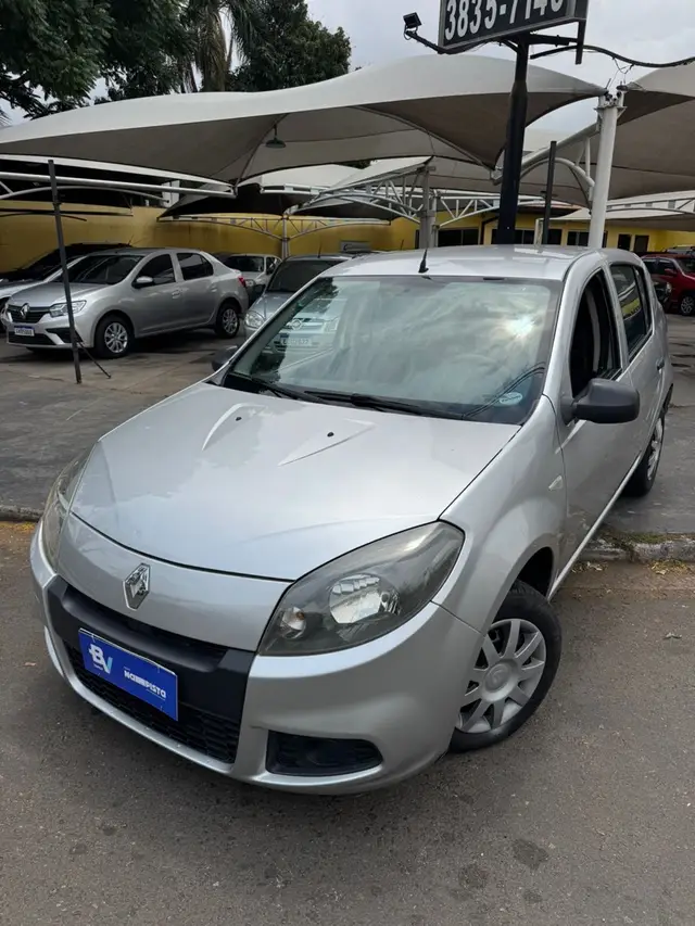 Carro Renault Sandero 2014 Authentique 1.0 16V (flex)