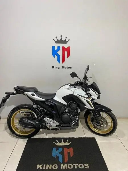 Moto Yamaha Fazer FZ25 2025 Flex
