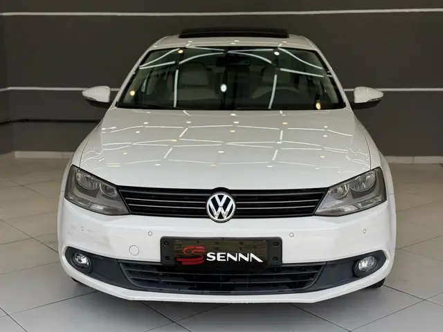 Carro Volkswagen Jetta 2012 2.0 Comfortline Tiptronic (Flex)