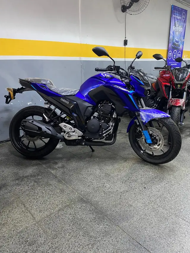 Moto Yamaha Fazer FZ25 2025 Connected