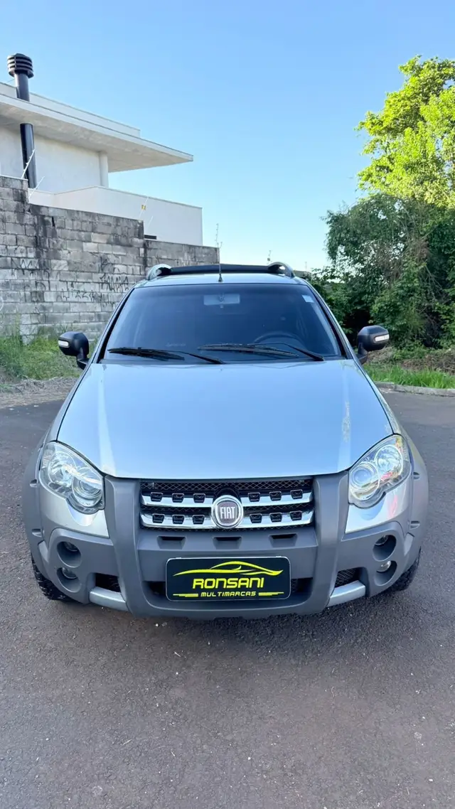 Carro Fiat Strada 2012 Adventure 1.8 16V Dualogic (Flex) (Cabine Dupla)